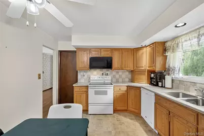 12 Birch Hill Drive, Poughkeepsie, NY 12603 - Photo 14