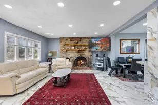 1212 Herzel Blvd, West Babylon, NY 11704 - Photo 10