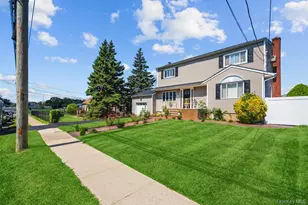 1212 Herzel Blvd, West Babylon, NY 11704 - Photo 6