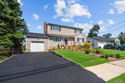 1212 Herzel Boulevard, West Babylon, NY 11704 - Photo 4