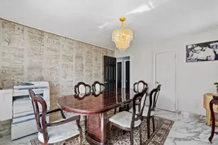 1212 Herzel Blvd, West Babylon, NY 11704 - Photo 20