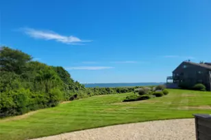 59-39 Watchogue Ave, East Moriches, NY 11940 - Photo 2