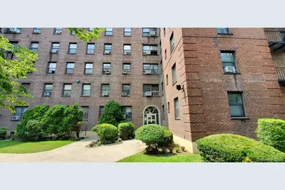 25-12 Union Street #3B, Flushing, NY 11354 - Photo 1