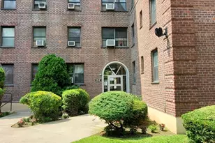 25-12 Union St, Flushing, NY 11354 - Photo 2