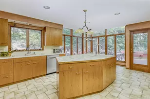 352 Phillips Hill Rd, New City, NY 10956 - Photo 18