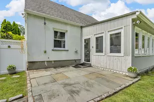 14 Coralyn Ave, White Plains, NY 10605 - Photo 28