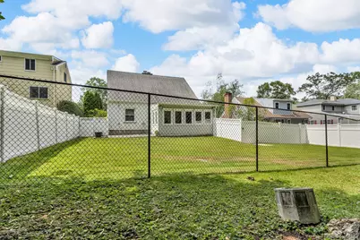 14 Coralyn Avenue, White Plains, NY 10605 - Photo 38