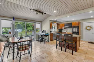 222 Bay Ave, Bayport, NY 11705 - Photo 8