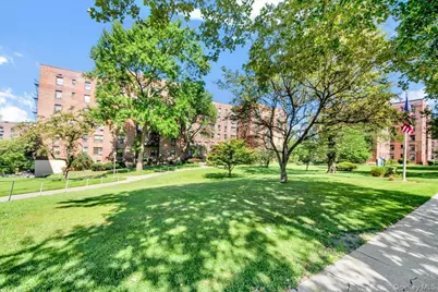 25-40 Union Street #3F, Flushing, NY 11354 - Photo 20