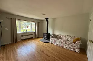 216 Glenwood Ln, Port Jefferson, NY 11777 - Photo 4