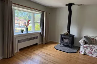 216 Glenwood Ln, Port Jefferson, NY 11777 - Photo 6