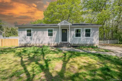 23 Wheat Path Road W, Mount Sinai, NY 11766 - Photo 22