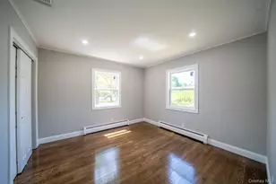 23 Wheat Path Rd W, Mount Sinai, NY 11766 - Photo 14