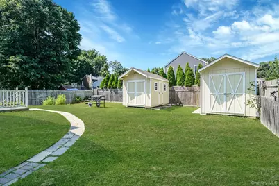 395 Linnet Street, Greenport, NY 11944 - Photo 30