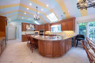 1331 Harbor Rd, Hewlett, NY 11557 - Photo 14