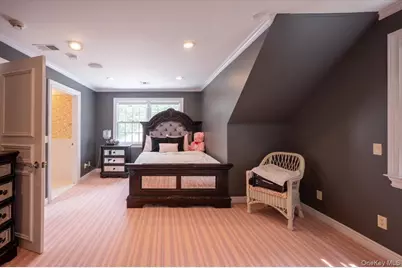 1331 Harbor Road, Hewlett, NY 11557 - Photo 32