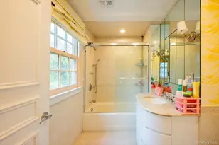 1331 Harbor Rd, Hewlett, NY 11557 - Photo 30