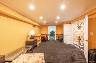 1331 Harbor Rd, Hewlett, NY 11557 - Photo 36