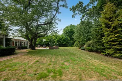 1331 Harbor Road, Hewlett, NY 11557 - Photo 44