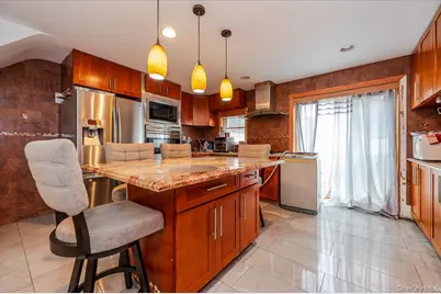 2703 Woodhull Avenue, Bronx, NY 10469 - Photo 6