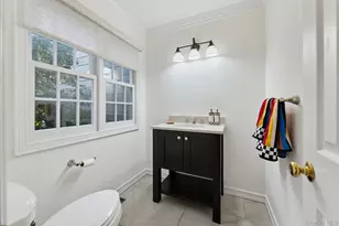 62 Beach Ln, Westhampton Beach, NY 11978 - Photo 16