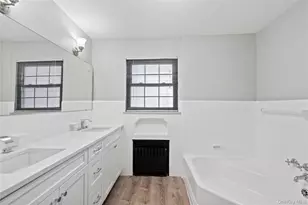 68 Fir St, Valley Stream, NY 11580 - Photo 18