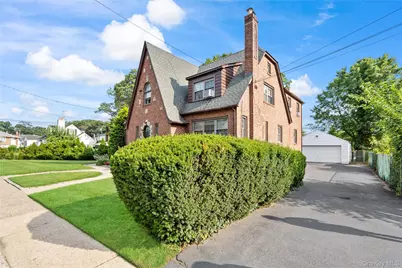 68 Fir Street, Valley Stream, NY 11580 - Photo 4