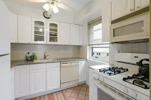 68-35 150th St, Flushing, NY 11367 - Photo 8