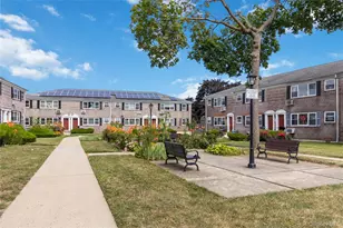 68-35 150th St, Flushing, NY 11367 - Photo 2