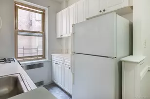 2190 Boston Road, Bronx, NY 10462 - Photo 12