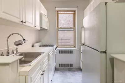 2190 Boston Road #4E, Bronx, NY 10462 - Photo 14