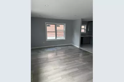 137 S 14th Avenue, Mount Vernon, NY 10550 - Photo 6