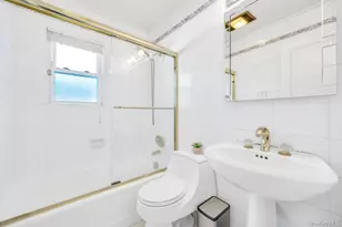 885 Downing Rd, Valley Stream, NY 11580 - Photo 30