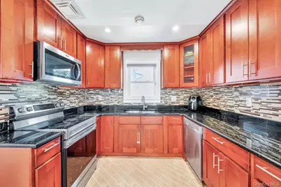 885 Downing Road, Valley Stream, NY 11580 - Photo 22