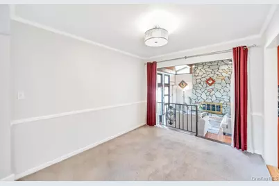 885 Downing Road, Valley Stream, NY 11580 - Photo 18