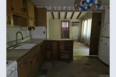 51 Shore Road, Hampton Bays, NY 11946 - Photo 10