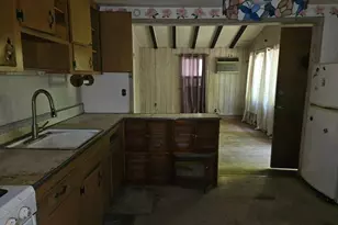 51 Shore Rd, Hampton Bays, NY 11946 - Photo 10