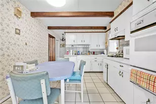 50-12 Utopia Pkwy, Fresh Meadows, NY 11365 - Photo 4