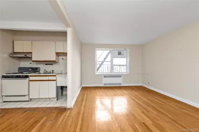 14737 38 Avenue #C48, Flushing, NY 11354 - Photo 6