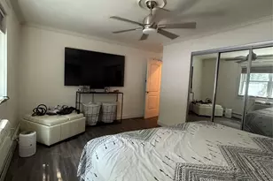 260 Waverly Ave, Patchogue, NY 11772 - Photo 14