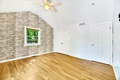 46 Sherwood Road, Hampton Bays, NY 11946 - Photo 16