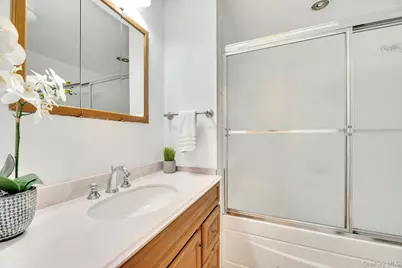 46 Sherwood Road, Hampton Bays, NY 11946 - Photo 22