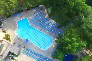 17-85 215th St, Bayside, NY 11360 - Photo 24