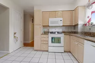 12 Garden St, Bay Shore, NY 11706 - Photo 14