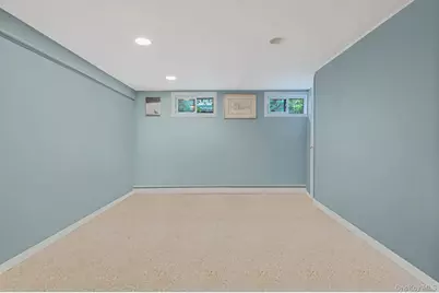 72 Upland Drive, East Northport, NY 11731 - Photo 22