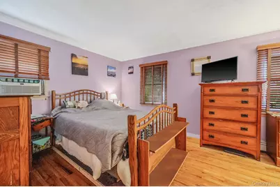 72 Upland Drive, East Northport, NY 11731 - Photo 12