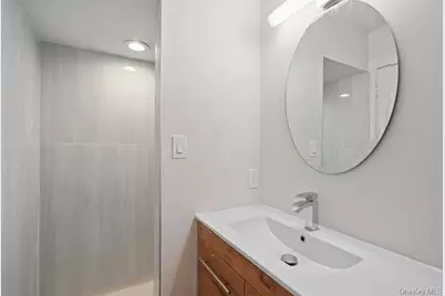 95 Windsor Gate Drive, New Hyde Park, NY 11040 - Photo 12