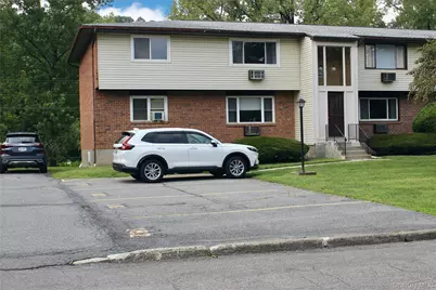 909 Parr Meadow Drive #9I, Newburgh, NY 12550 - Photo 2