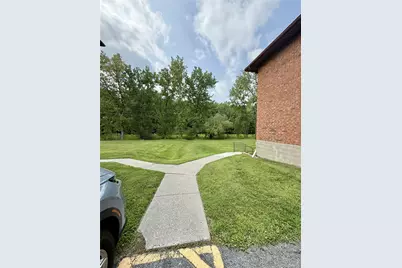 909 Parr Meadow Drive #9I, Newburgh, NY 12550 - Photo 4