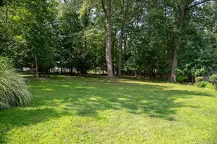 359 Orangeburg Rd, Pearl River, NY 10965 - Photo 20